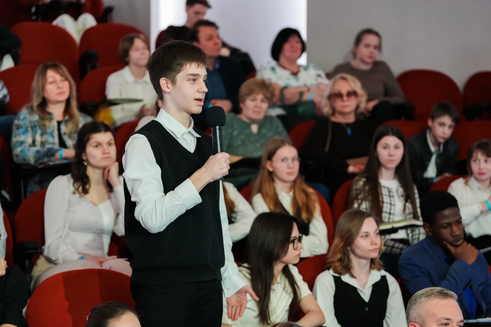 A master meeting with Alexander Sladkov as part of the project 