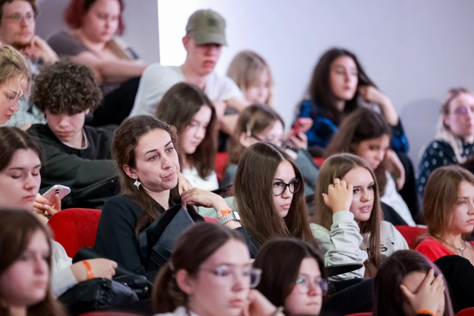 Press conference on the launch of the second season of the "Young Journalists School"