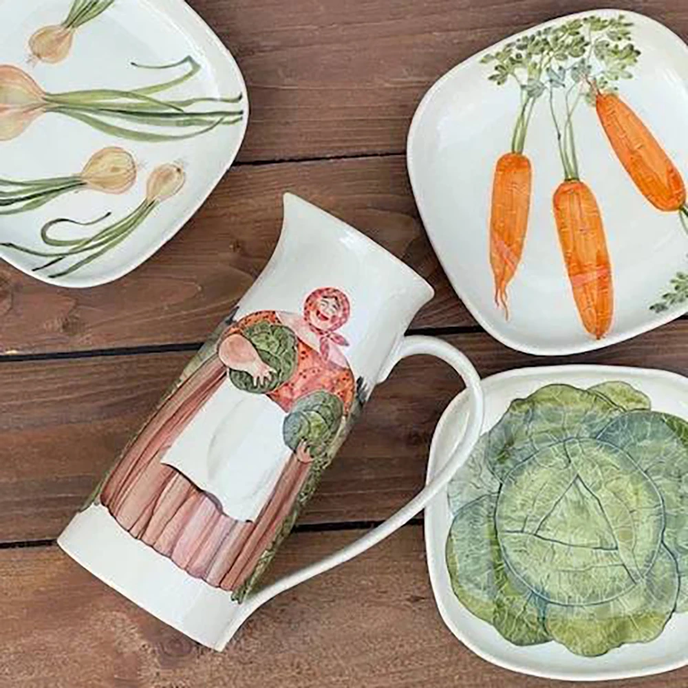 Ceramic tableware from Sergiyev Posad
