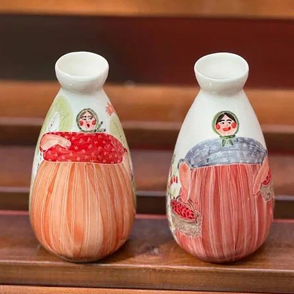 Ceramic tableware from Sergiyev Posad