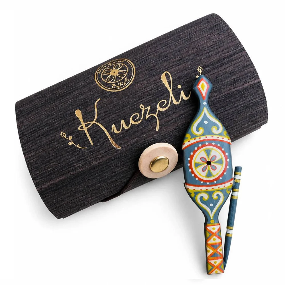 Spinning Wheel-Shaped Accessories