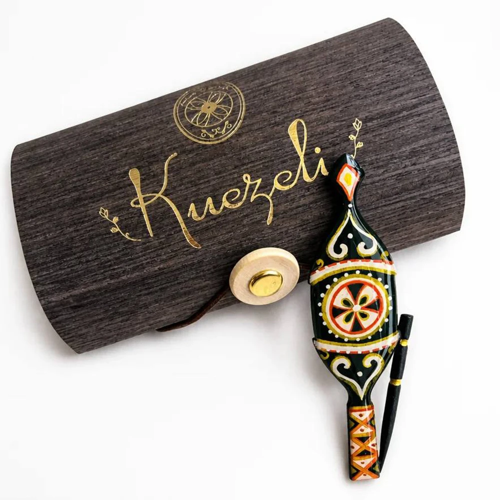 Spinning Wheel-Shaped Accessories